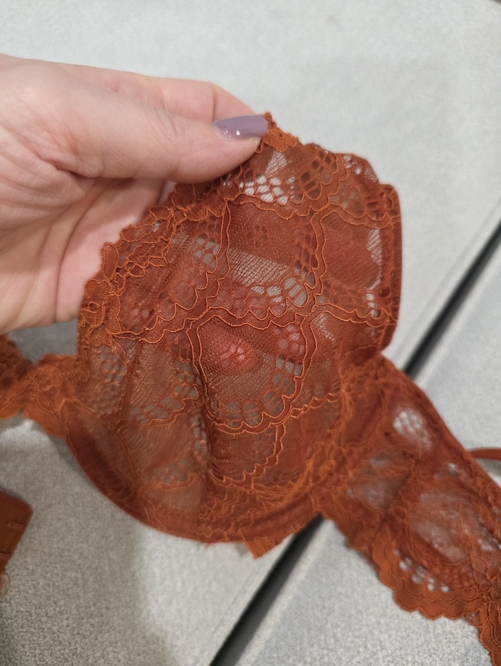 FREE PEOPLE Intimately Lace Plunge BRA - Picture 12 of 16